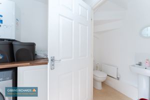 Utility/WC- click for photo gallery